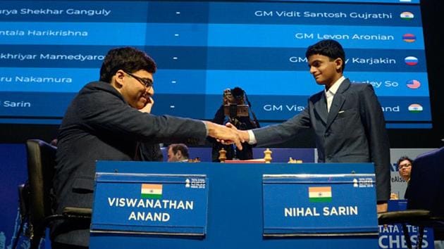 Anand draws eighth game to maintain lead