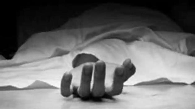 A man in Bihar’s Purnia district bludgeoned his only four-year-old daughter to death allegedly because his wife took too long to cook mutton, police said on Thursday.(File Photo) A man in Bihar’s Purnia district bludgeoned his only four-year-old daughter to death allegedly because his wife took too long to cook mutton, police said on Thursday.(File Photo)