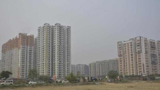 The UP RERA rules state that individual builder need to get their respective realty projects registered with it and obtain a registration number.(Sakib Ali / HT Photo)