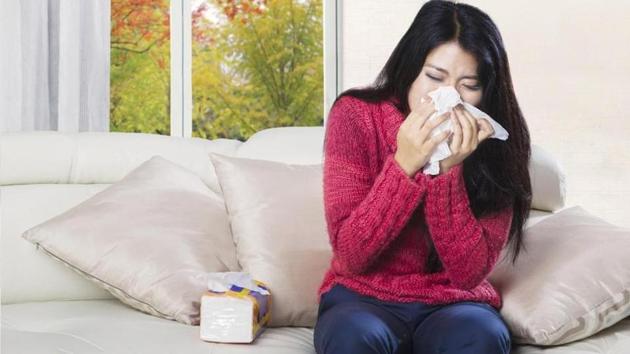 Stay safe from the winter cold by eating healthy foods that boost your immunity. (Shutterstock)