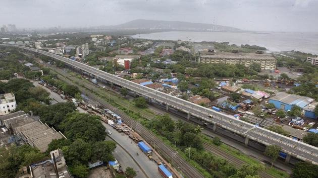 Sewri will be one of the places along the east coast of the city which will get a makeoker. (HT Photo) Sewri will be one of the places along the east coast of the city which will get a makeoker. (HT Photo)