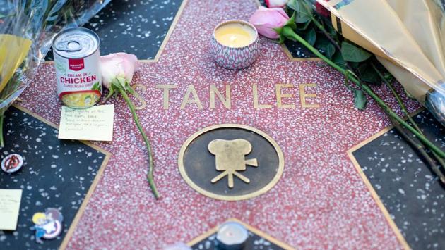 Fans leave tributes on Stan Lee's star on the Hollywood Walk of Fame shortly after the news that the Marvel founder died aged 95 was made public, in Hollywood, California on November 12, 2018. (Valerie Macon / AFP) Fans leave tributes on Stan Lee's star on the Hollywood Walk of Fame shortly after the news that the Marvel founder died aged 95 was made public, in Hollywood, California on November 12, 2018. (Valerie Macon / AFP)