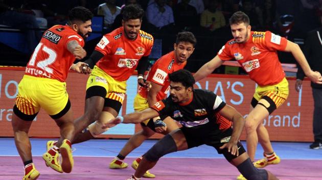 Gujarat are second in Zone A, while Bengaluru Bulls are now top in Zone A.(Pro Kabaddi)