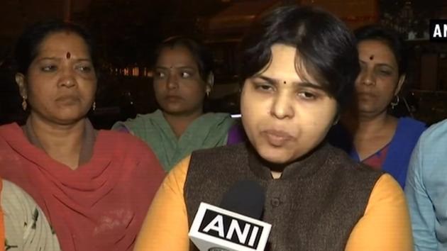 Women’s rights activist Trupti Desai, who went back home after a 14-hour standoff with protesters who refused to let her proceed to the Sabarimala temple, said she will visit the temple unannounced. (ANI) Women’s rights activist Trupti Desai, who went back home after a 14-hour standoff with protesters who refused to let her proceed to the Sabarimala temple, said she will visit the temple unannounced. (ANI)