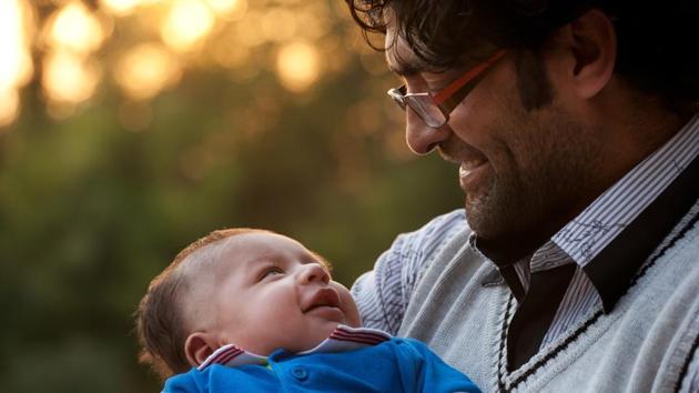 The International Labour Organisation in a 2014 report observed that India wasn’t part of the countries which legally recognised paternity leave.(Shutterstock)