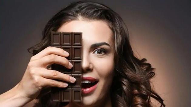 One of the best ways to deal with the winter blues is to indulge in dark chocolates.(Shutterstock)