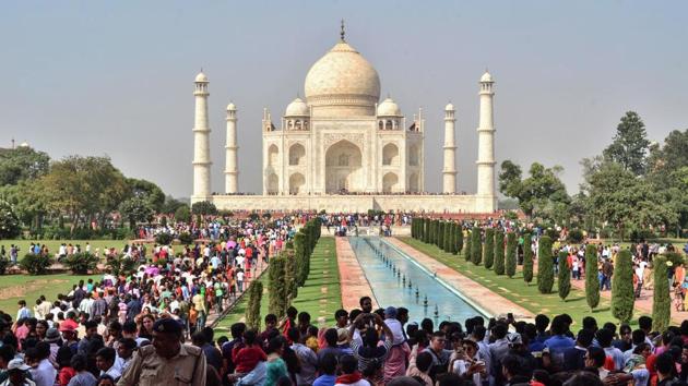 A video that went viral here on Saturday showed Rashtriya Bajrang Dal’s (RBD) women’s wing district president and two activists performing ‘aarti’ on Taj Mahal premises.(AFP) A video that went viral here on Saturday showed Rashtriya Bajrang Dal’s (RBD) women’s wing district president and two activists performing ‘aarti’ on Taj Mahal premises.(AFP)