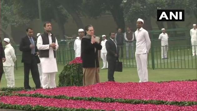 PM Modi, Rahul, Other Leaders Pay Tribute To Indira Gandhi On Birth ...