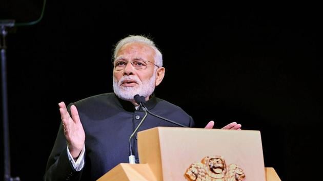 Prime Minister Narendra Modi on Monday flagged off the Escorts Mujesar to Ballabgarh section of Delhi Metro.(PTI)