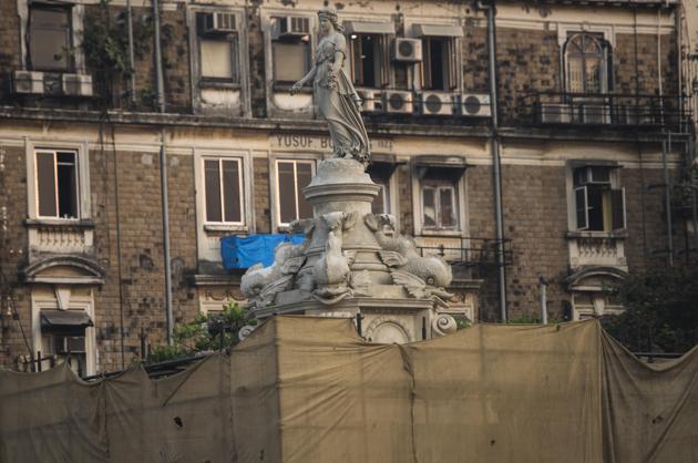 Flora Fountain at Fort in Mumbai is being renovated.(HT Photo)