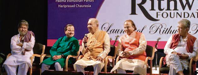 Pandit Mukul Shivputra, Praveen Kadle , Pandit Hariprasad Chaurasia , Pandit Suresh Talwalkar, Pandit Satyasheel Deshpande, at Launch of Rithwik foundation on November 18 at MES Auditorium, Mayur colony, Kothrud.(HT PHOTO) Pandit Mukul Shivputra, Praveen Kadle , Pandit Hariprasad Chaurasia , Pandit Suresh Talwalkar, Pandit Satyasheel Deshpande, at Launch of Rithwik foundation on November 18 at MES Auditorium, Mayur colony, Kothrud.(HT PHOTO)