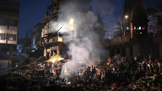 “People have to be sensitised about the emissions caused by wood burning. Only then can this issue be tackled,” said Vivek Chattopadhyay, pollution expert at the Centre for Science and Environment. For centuries Hindus have visited Varanasi to cremate their dead so that they can achieve “moksha”, the release from the cycle of death and rebirth. (Dominique Faget / AFP)