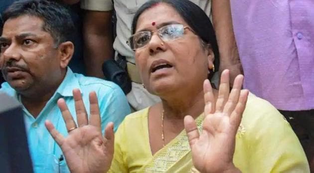 The former minister Manju Verma and her husband Chandrashekhar Verma have been named in an Arms Act case lodged at Cheria Bariarpur police station in Begusarai(HT File Photo)