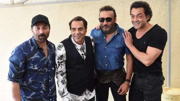 Actors Sunny Deol, Dharmendra, Jackie Shroff and Bobby Deol during the promotion of Yamla Pagla Deewana Phir Se in Mumbai. (IANS) Actors Sunny Deol, Dharmendra, Jackie Shroff and Bobby Deol during the promotion of Yamla Pagla Deewana Phir Se in Mumbai. (IANS)