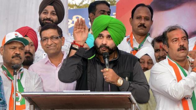 Navjot Singh Sidhu said he would seek permission from chief minister Amarinder Singh and the government of India to visit Pakistan.(PTI) Navjot Singh Sidhu said he would seek permission from chief minister Amarinder Singh and the government of India to visit Pakistan.(PTI)