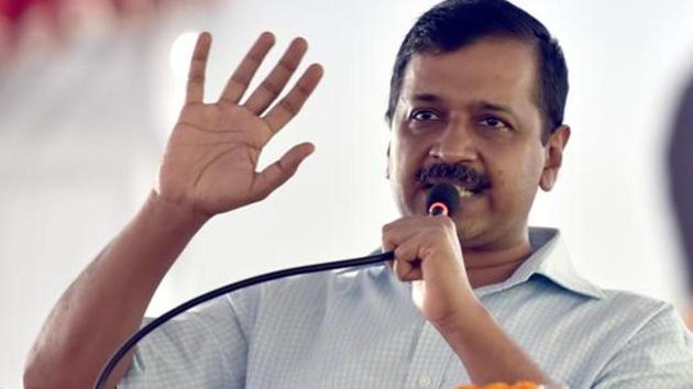 Delhi chief minister Arvind Kejriwal on Saturday appealed to the youth to ‘be careful while clicking selfies and not drive at a high speed’ (Sonu Mehta/HT PHOTO) Delhi chief minister Arvind Kejriwal on Saturday appealed to the youth to ‘be careful while clicking selfies and not drive at a high speed’ (Sonu Mehta/HT PHOTO)