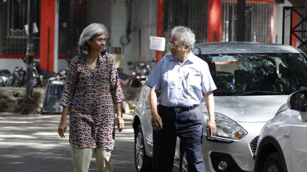 Sujata Agashe and Anand Agashe at Meraha Prakashan, Tilak road who sold their 25 years old car and now use public transport(Rahul Raut/HT Photo)