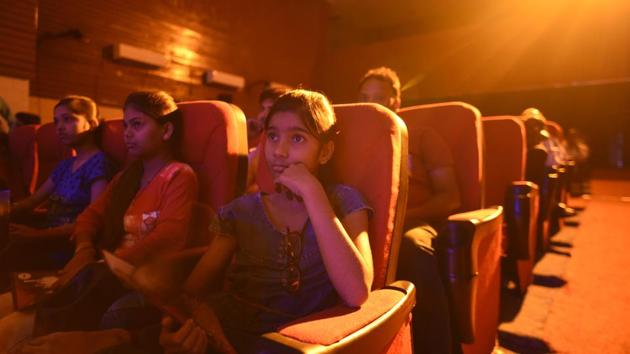 “This is magic,” 13-year-old Meenakshi (not pictured) thought to herself while watching the play Ek Nayi Shuruaat back in 2000 in Rohtak, Haryana. She had gone there with her father. On the way home, she wondered about the girls on the stage – were they not shamed for this? Didn’t they get a beating from their parents? Almost 20 years later, Meenakshi is one of the most successful theatre artistes in Haryana. (Burhaan Kinu / HT Photo) “This is magic,” 13-year-old Meenakshi (not pictured) thought to herself while watching the play Ek Nayi Shuruaat back in 2000 in Rohtak, Haryana. She had gone there with her father. On the way home, she wondered about the girls on the stage – were they not shamed for this? Didn’t they get a beating from their parents? Almost 20 years later, Meenakshi is one of the most successful theatre artistes in Haryana. (Burhaan Kinu / HT Photo)