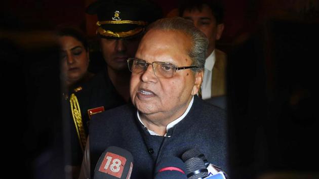 Jammu and Kashmir governor Satya Pal Malik said that had he looked towards Delhi for instructions, Sajad Lone would have formed the government. And “I would have gone down in history as a dishonest man.”(PTI) Jammu and Kashmir governor Satya Pal Malik said that had he looked towards Delhi for instructions, Sajad Lone would have formed the government. And “I would have gone down in history as a dishonest man.”(PTI)