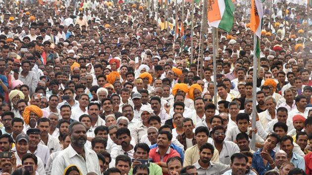 Farmers and youth at Congress’ Parivartan Rally in Ujjain on May 4.(Mujeeb Faruqui/HT Photo)