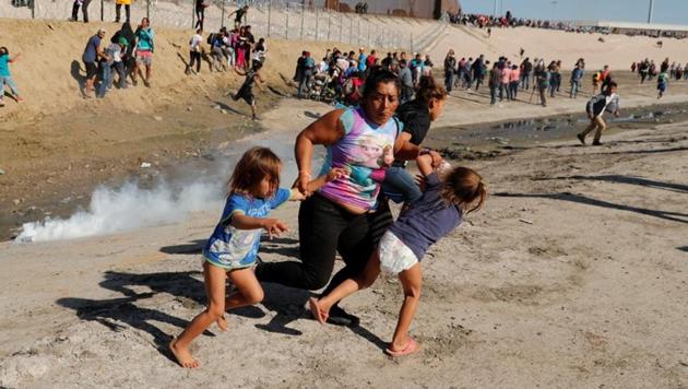 The caravan of illegal migrants are mostly from three Latin American countries — Honduras, Guatemala and El Salvador. But it also includes people from South Asia including India and Bangladesh, local media reports said.(Reuters) The caravan of illegal migrants are mostly from three Latin American countries — Honduras, Guatemala and El Salvador. But it also includes people from South Asia including India and Bangladesh, local media reports said.(Reuters)