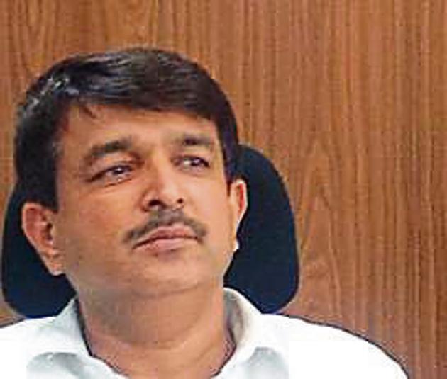 Kiran Gitte, PMRDA commissioner. The Pune metropolitan region development authority (PMRDA) has written a letter to the state government and has appealed to form a unified metropolitan transport authority (UMTA) for the city and state level urgently.(HT PHOTO)
