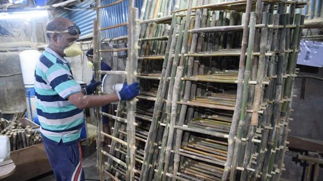 “We decided to create a localised solution for a very Indian problem,” said Mehta. The company isn’t profitable yet, but traditional stores say they are starting to feel the pinch. “We have 40 years experience offering customised products but people want shortcuts and quick-fixes in this day and age and these platforms offer that,” said Shashi Shinde, who runs a small funeral shop beside a crematorium in Mumbai. (Indranil Mukherjee / AFP)