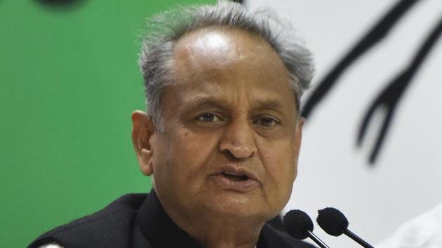 Congress general secretary Ashok Gehlot at AICC headquarters in New Delhi on September 6.(Vipin Kumar/HT PHOTO)