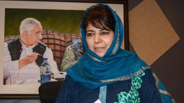 Mehbooba Mufti said her party is sure that Imran Khan’s offer will elicit a positive response from the Indian government.(PTI/File Photo)