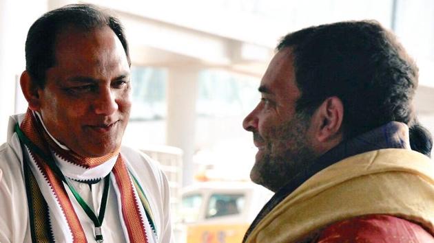 Mohammad Azharuddin with Congress president Rahul Gandhi(Mohammad Azharuddin/Twittert)