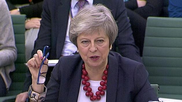 British prime minister Theresa May plans to raise the killing of Jamal Khashoggi and the situation in Yemen with Saudi Arabia’s Crown Prince Mohammed bin Salman at the G20 summit in Argentina, she said on Thursday.(Reuters Photo) British prime minister Theresa May plans to raise the killing of Jamal Khashoggi and the situation in Yemen with Saudi Arabia’s Crown Prince Mohammed bin Salman at the G20 summit in Argentina, she said on Thursday.(Reuters Photo)