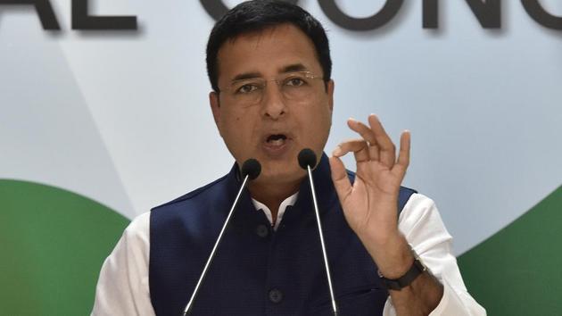 Randeep Singh Surjewala alleged that the BJP is planting fake and bogus news, and misusing ED and I-T departments for the last five years.(Sonu Mehta/HT File Photo)