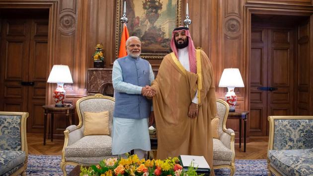 India expects Saudi Arabia to ramp up investments in several sectors including technology, farm and energy over the next couple of years, a senior Indian official said, after a meeting between Saudi Crown Prince Mohammed bin Salman and Prime Minister Narendra Modi. The two men met on the sidelines of the G20 conference in Buenos Aires. (Bandar Algaloud / Courtesy of Saudi Royal Court / Handout via REUTERS)