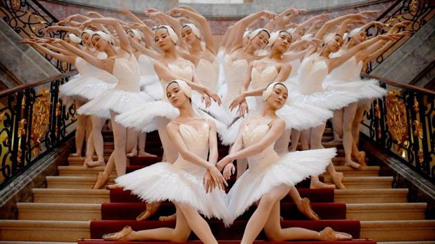 Dancers of the Shanghai Ballet show a choreography at the Bode museum in Berlin, Germany. The German premiere takes place on December 1, 2018. (Britta Pedersen / dpa / AFP) Dancers of the Shanghai Ballet show a choreography at the Bode museum in Berlin, Germany. The German premiere takes place on December 1, 2018. (Britta Pedersen / dpa / AFP)