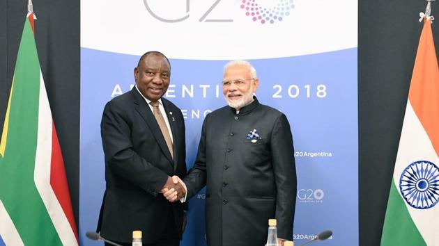 South Africa President Cyril Ramaphosa with Prime Minister Narendra Modi.(Twitter/@MEAIndia)