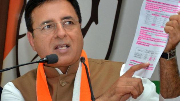 Congress spokesperson Randeep Surjewala addresses a press conference at state party office in Jaipur on Friday.(Prabhakar Sharma)