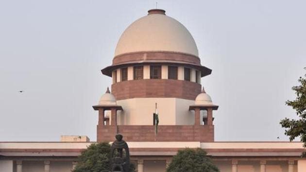 The Supreme Court on Saturday imposed a cost of <span class='webrupee'>?</span>50,000 on some state governments for not cooperating with the Centre in filling up vacancies in Forensic Science Laboratories (FSL). The states include Rajasthan, Uttar Pradesh, Maharashtra, Karnataka, Odisha, Assam and Goa.(HT Photo)