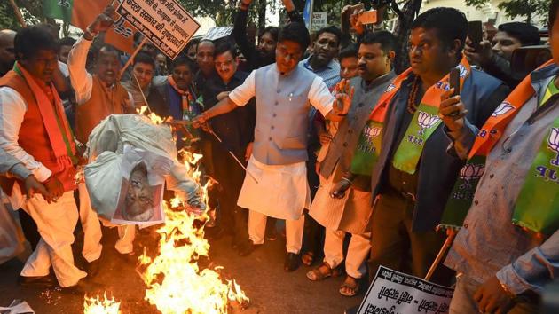 The picture shows BJP workers staging a protest against Kerala chief minister Pinarayi Vijayan over alleged misconduct of the state police with a Union minister Pon Radhakrishnan at Sabarimala, outside the Kerala House in New Delhi on November 23, 2018. (PTI) The picture shows BJP workers staging a protest against Kerala chief minister Pinarayi Vijayan over alleged misconduct of the state police with a Union minister Pon Radhakrishnan at Sabarimala, outside the Kerala House in New Delhi on November 23, 2018. (PTI)