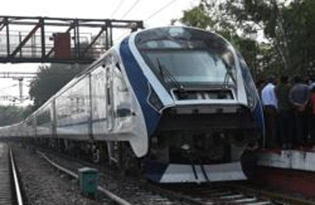 A view of the first Made-in-India engine-less train - named Train 18 at Safdarjung station, during its trial run in New Delhi.(Mohd Zakir/HT PHOTO)