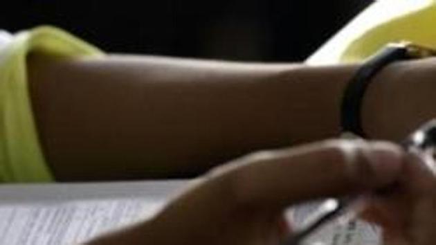 Gujarat police on Tuesday pointed finger at a Delhi-based gang for the police constable recruitment examination paper leak. (HT file) Gujarat police on Tuesday pointed finger at a Delhi-based gang for the police constable recruitment examination paper leak. (HT file)