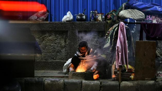 Delhi witnessed the coldest morning of the season on Tuesday with the minimum temperature plunging to 8 degrees Celsius. The minimum temperature was recorded at 8.30 am, a notch below normal. There is a likelihood of mist or shallow fog in the morning on Wednesday. (Amal KS / HT Photo) Delhi witnessed the coldest morning of the season on Tuesday with the minimum temperature plunging to 8 degrees Celsius. The minimum temperature was recorded at 8.30 am, a notch below normal. There is a likelihood of mist or shallow fog in the morning on Wednesday. (Amal KS / HT Photo)