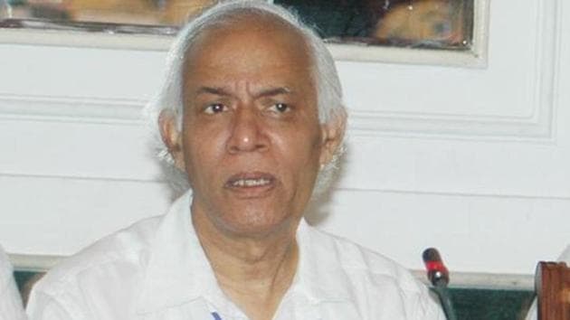 A Delhi court Wednesday sentenced former coal secretary H C Gupta to 3-year imprisonment in a coal block allocation scam case(HT File Photo) A Delhi court Wednesday sentenced former coal secretary H C Gupta to 3-year imprisonment in a coal block allocation scam case(HT File Photo)