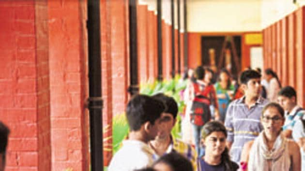 The students of Delhi Technical University alleged that the university neither mentioned the nature of the course in its prospectus nor did it clarify the same at the time of admission(HT File Photo)