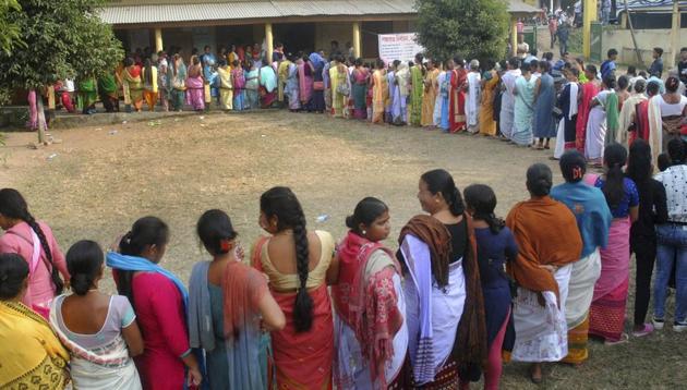 There were reports of minor disruptions due to mismatch of names of candidates and election symbols and names of voters missing from rolls. A total of 43,515 candidates were in the fray for the first phase of the polls.(PTI)