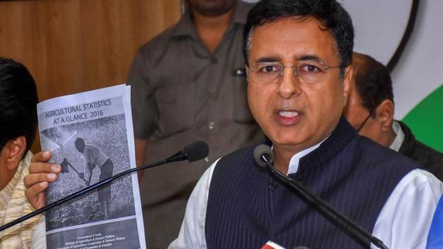 Rajasthan assembly election 2018: Congress spokesperson Randeep Singh Surjewala accused Rajasthan’s Raje government of cheating people on the promises the party had made in the name of cows.(PTI File)