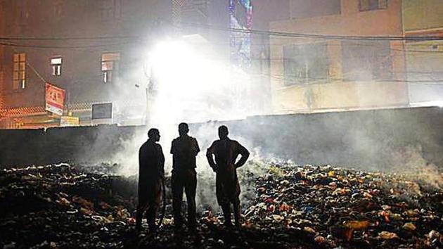 Open dumping and burning of any kind of waste is illegal in Delhi as per directions of the National Green Tribunal. (HT File) Open dumping and burning of any kind of waste is illegal in Delhi as per directions of the National Green Tribunal. (HT File)