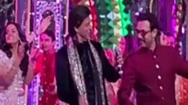 Shah Rukh Khan and Aamir Khan danced together onstage during Isha Ambani’s pre-wedding festivities in Udaipur.(Instagram)