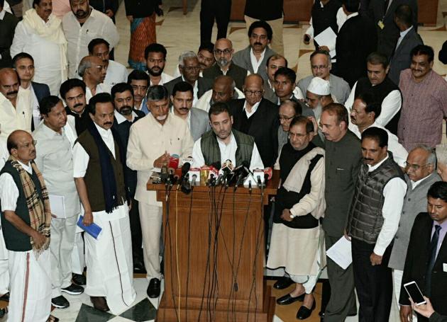 Congress president Rahul Gandhi with opposition parties leaders after meeting at Parliament Annexe in New Delhi on December 10.(HT Photo/Arvind Yadav)