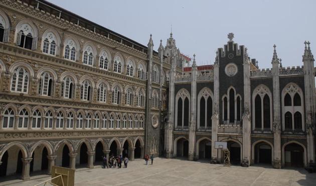 St Xavier’s College, which is celebrating its 150th anniversary, titled its annual cultural festival Malhar, held in August, ‘A Time Turner’.(HT FILE PHOTO)