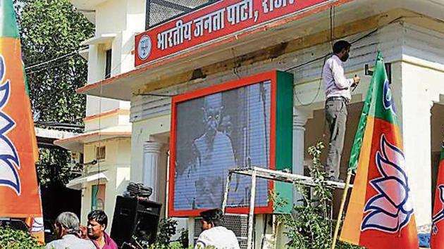 Workers put up sound systems and digital screen at the BJP office in Jaipur on the eve of counting of votes(HT Photo) Workers put up sound systems and digital screen at the BJP office in Jaipur on the eve of counting of votes(HT Photo)